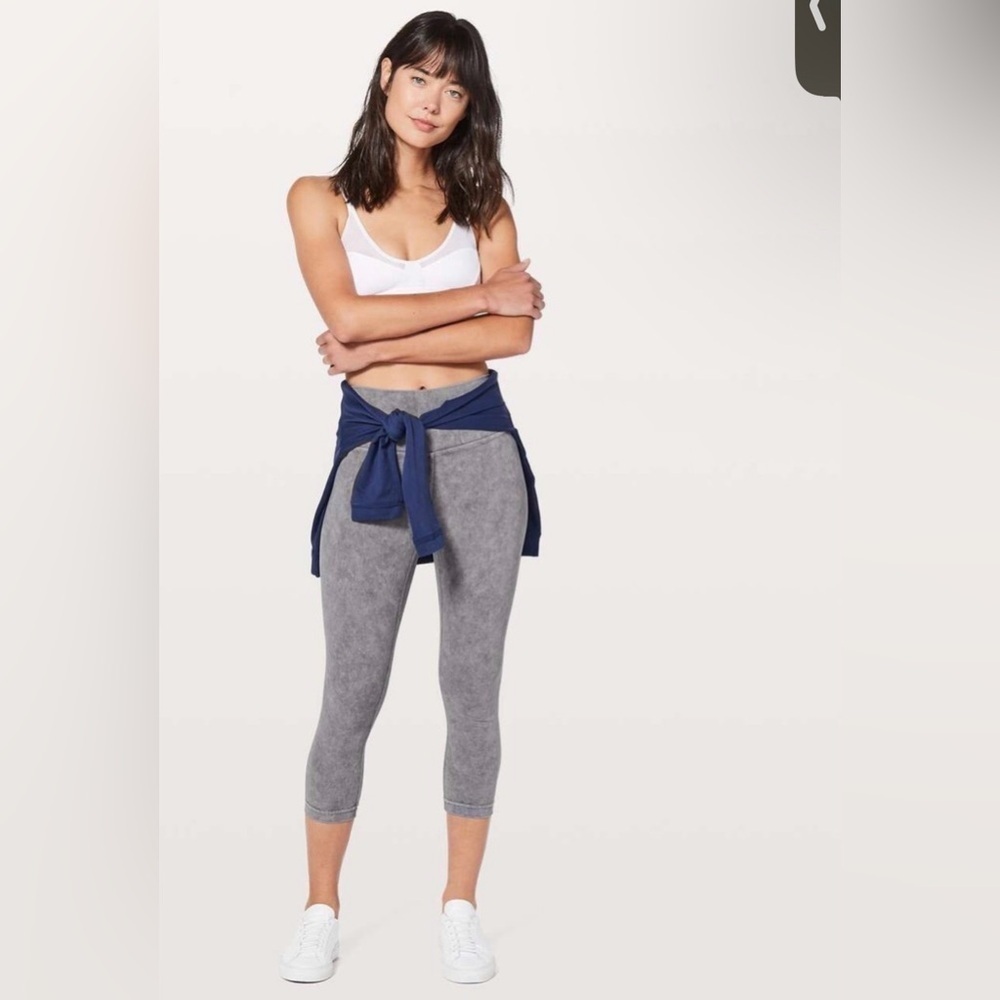 Lululemon Wunder Under High Rise Cropped Leggings - Gray